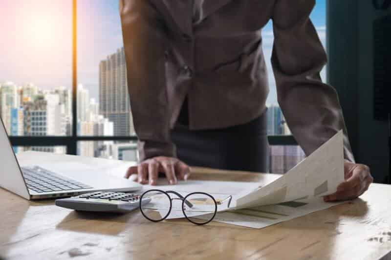 softwares de controle financeiro empresarial
